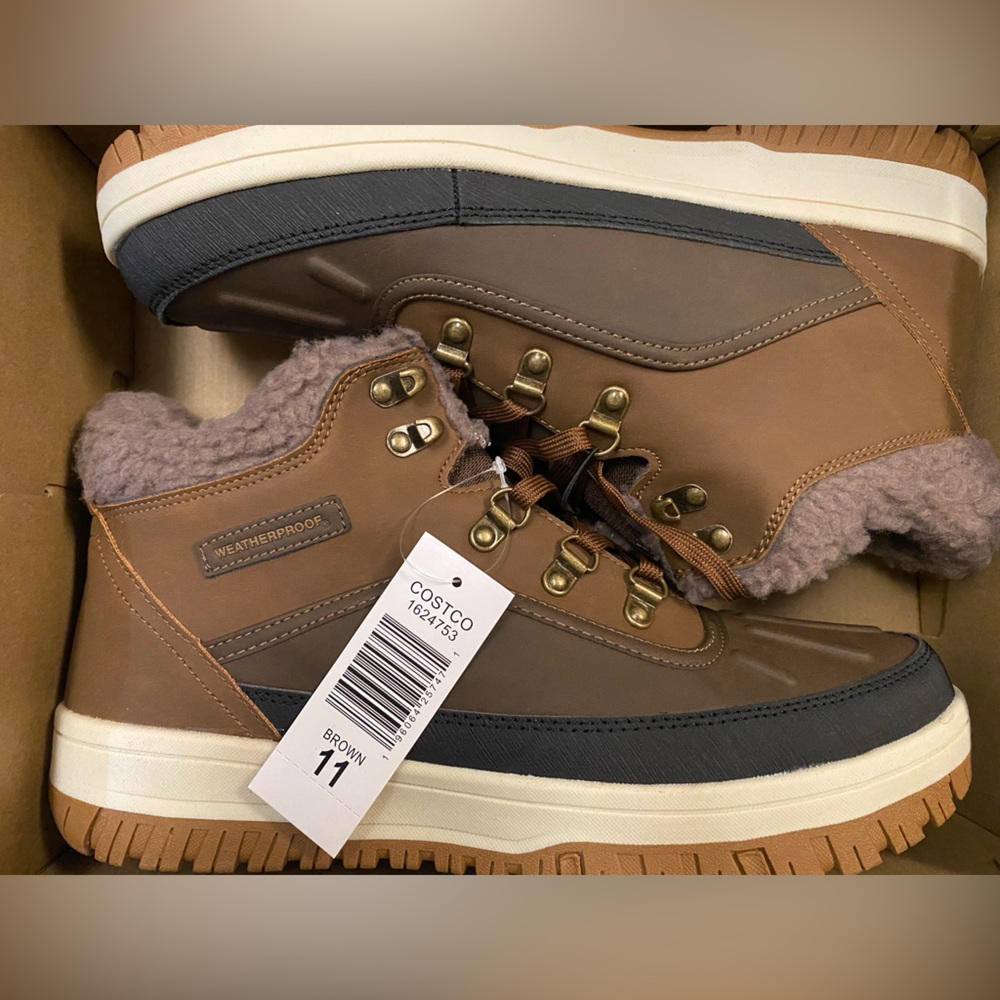 Mens Size 11 Waterproof Brand Slope Style Boots